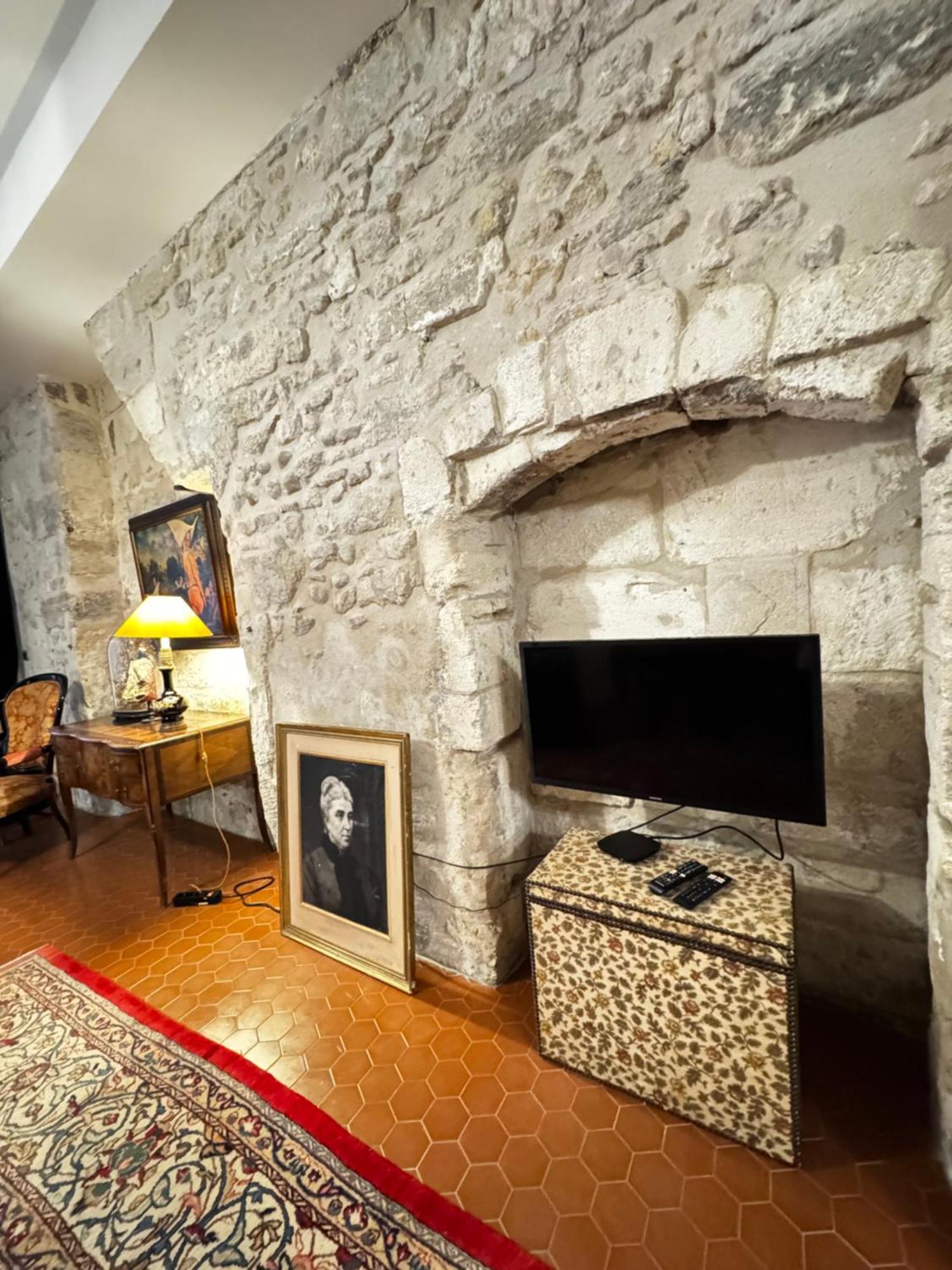 L'Heure Bleue - Charme Et Histoire Au Coeur D'Avignon Apartment Exterior photo