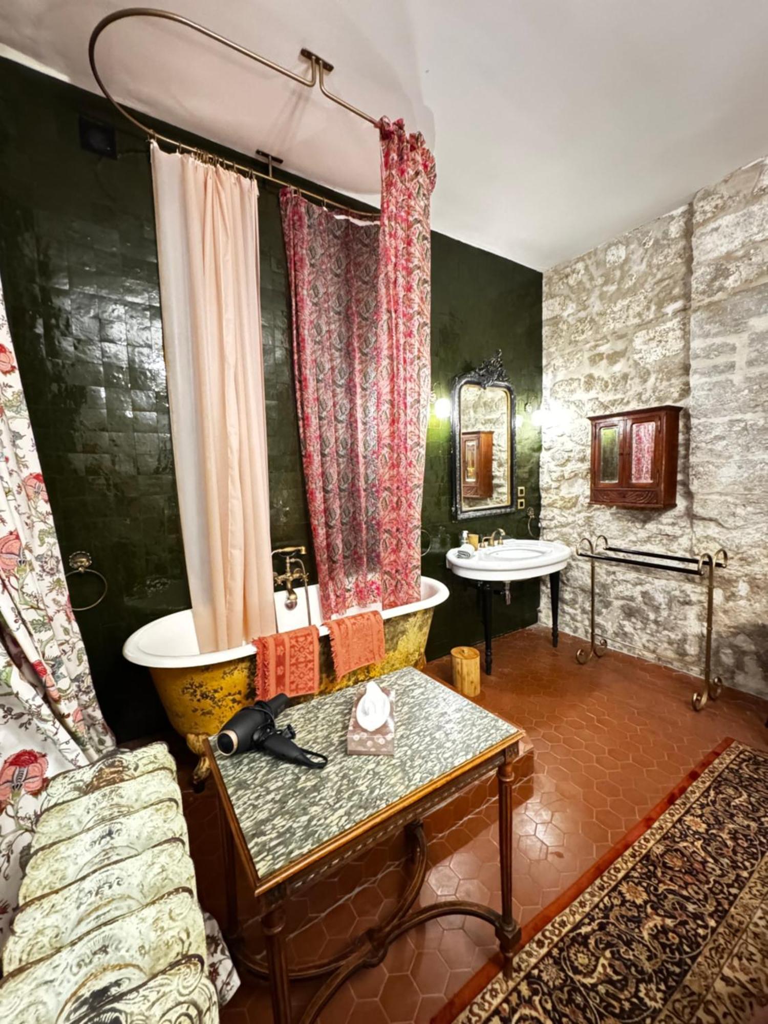 L'Heure Bleue - Charme Et Histoire Au Coeur D'Avignon Apartment Exterior photo